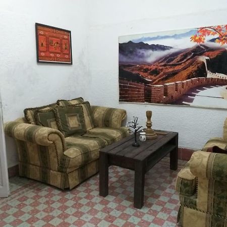 Julio House Hostel León Zewnętrze zdjęcie