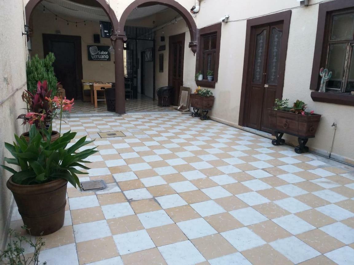 Julio House Hostel León Zewnętrze zdjęcie